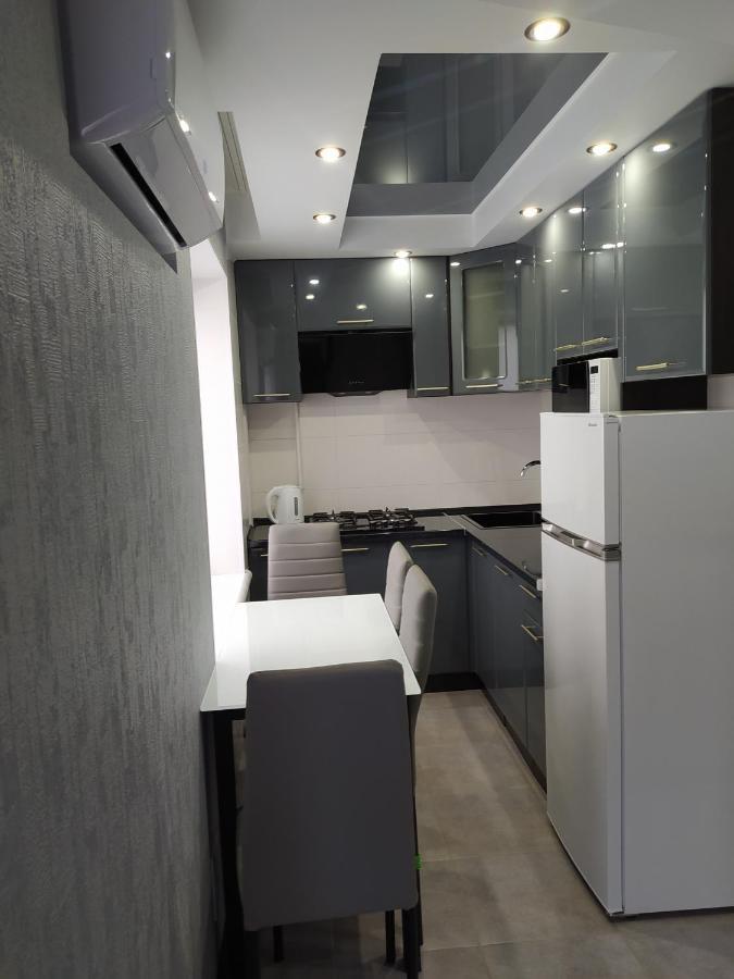 2Rooms Apartment - 181 Gogol Street Zaporizhia 외부 사진